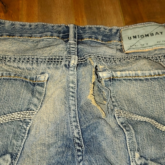 Unionbay Washed Jeans - Picture 3 of 3